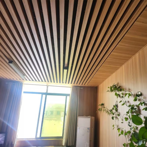 Eco-Friendly Wpc Wood Plastic Composite Decorative Partition Multiple Collocation Timber Square Tube